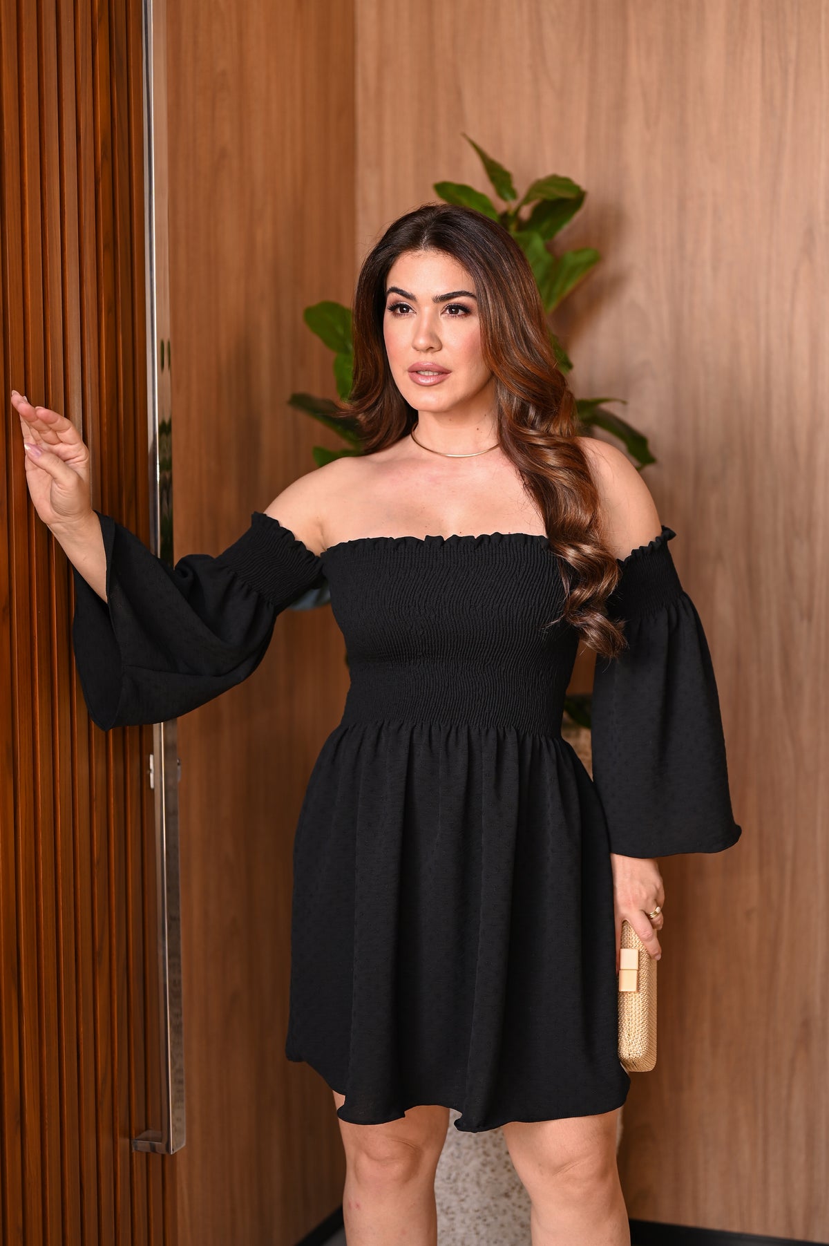 Vestido curto lastex - B564